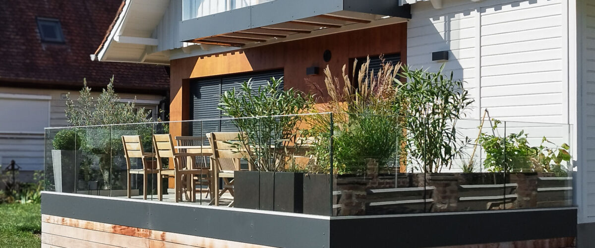 GARDE CORPS VITRAGE INTÉGRAL 4 1200X500 | Bettinger Metallerie Découvrez la Métallerie Bettinger à proximité de Colmar Illzach 1
